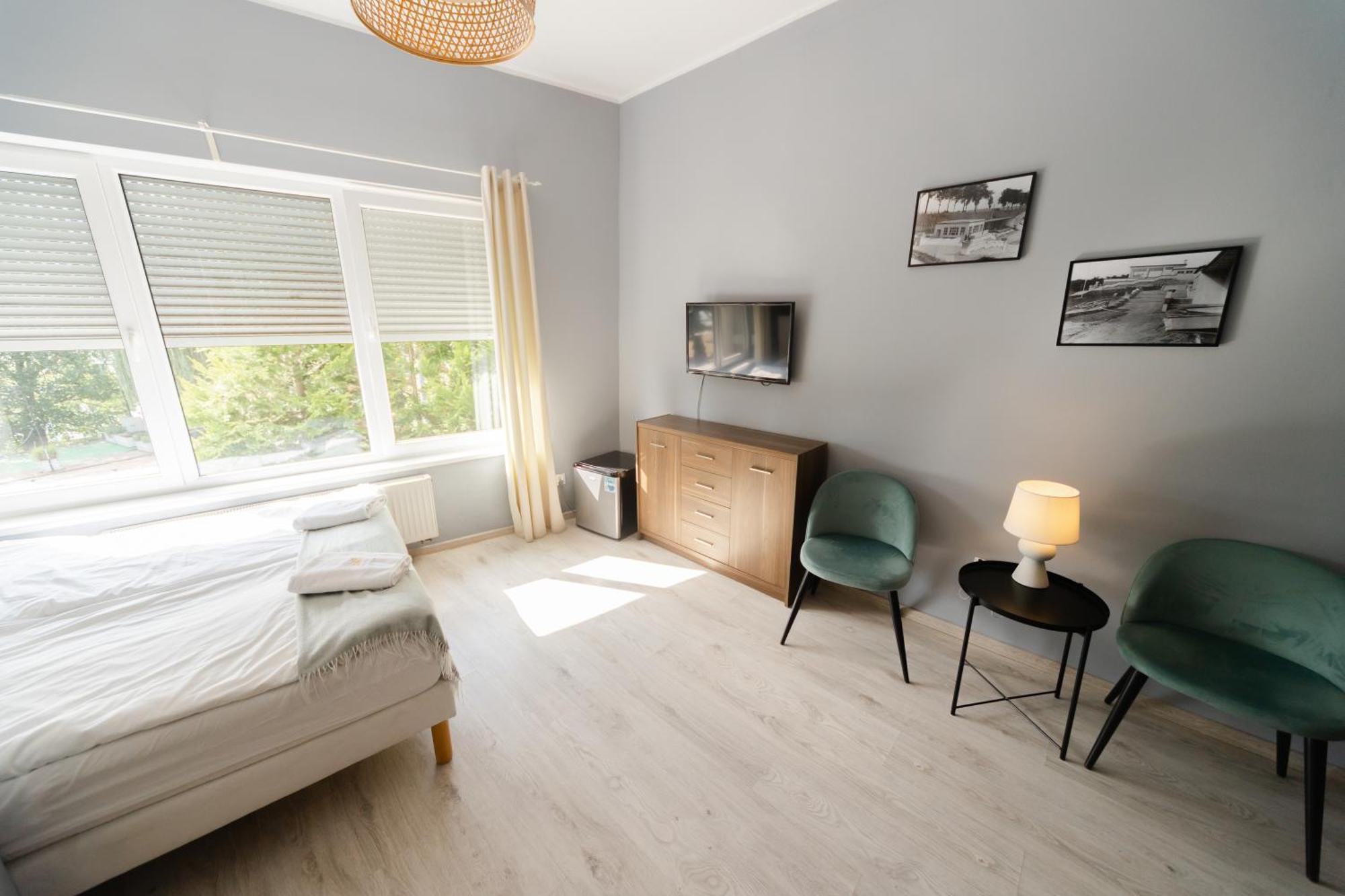 Hotel Sloneczna Sierakow  Esterno foto