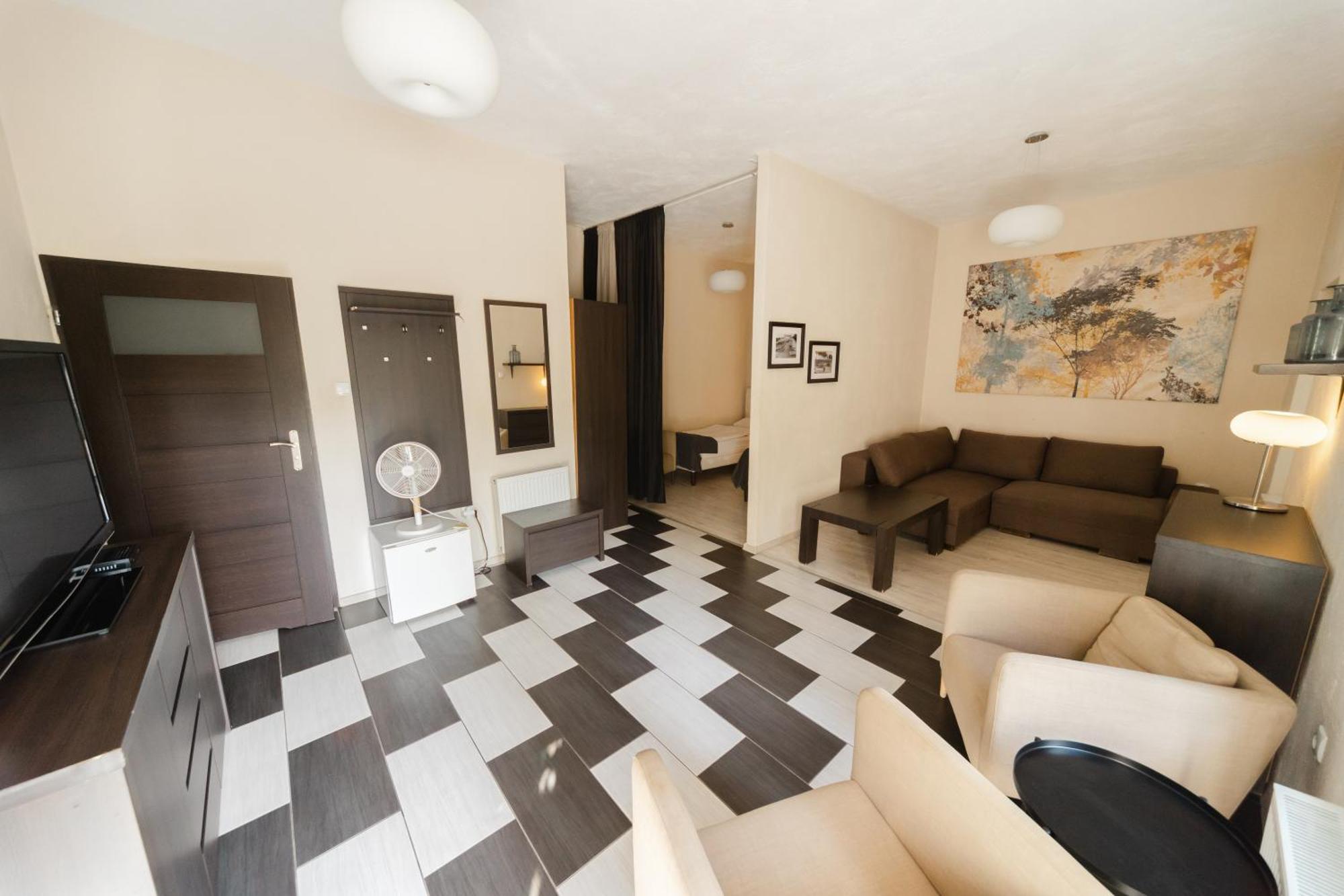 Hotel Sloneczna Sierakow  Esterno foto