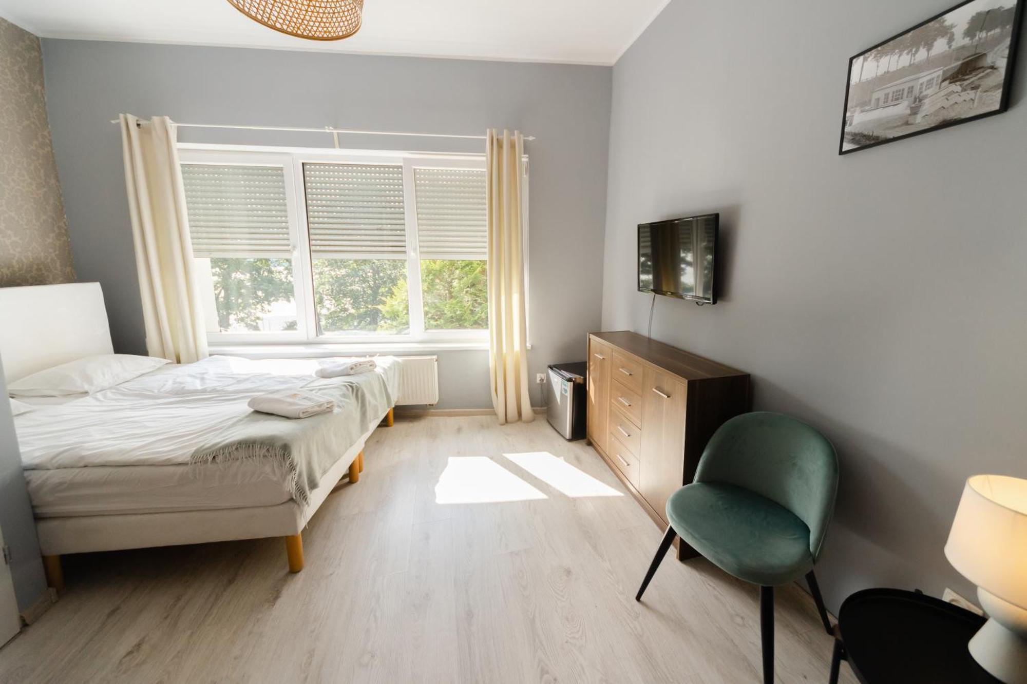 Hotel Sloneczna Sierakow  Esterno foto